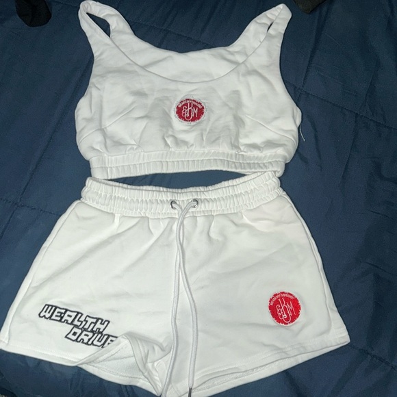 SKM crop and short set M/L - Picture 1 of 6